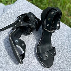 Sexy Heels Lined With Metal Beads. Great Condition.